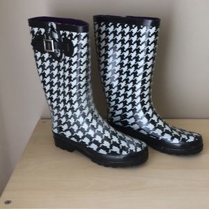 Rain Boots-Black and white herringbone